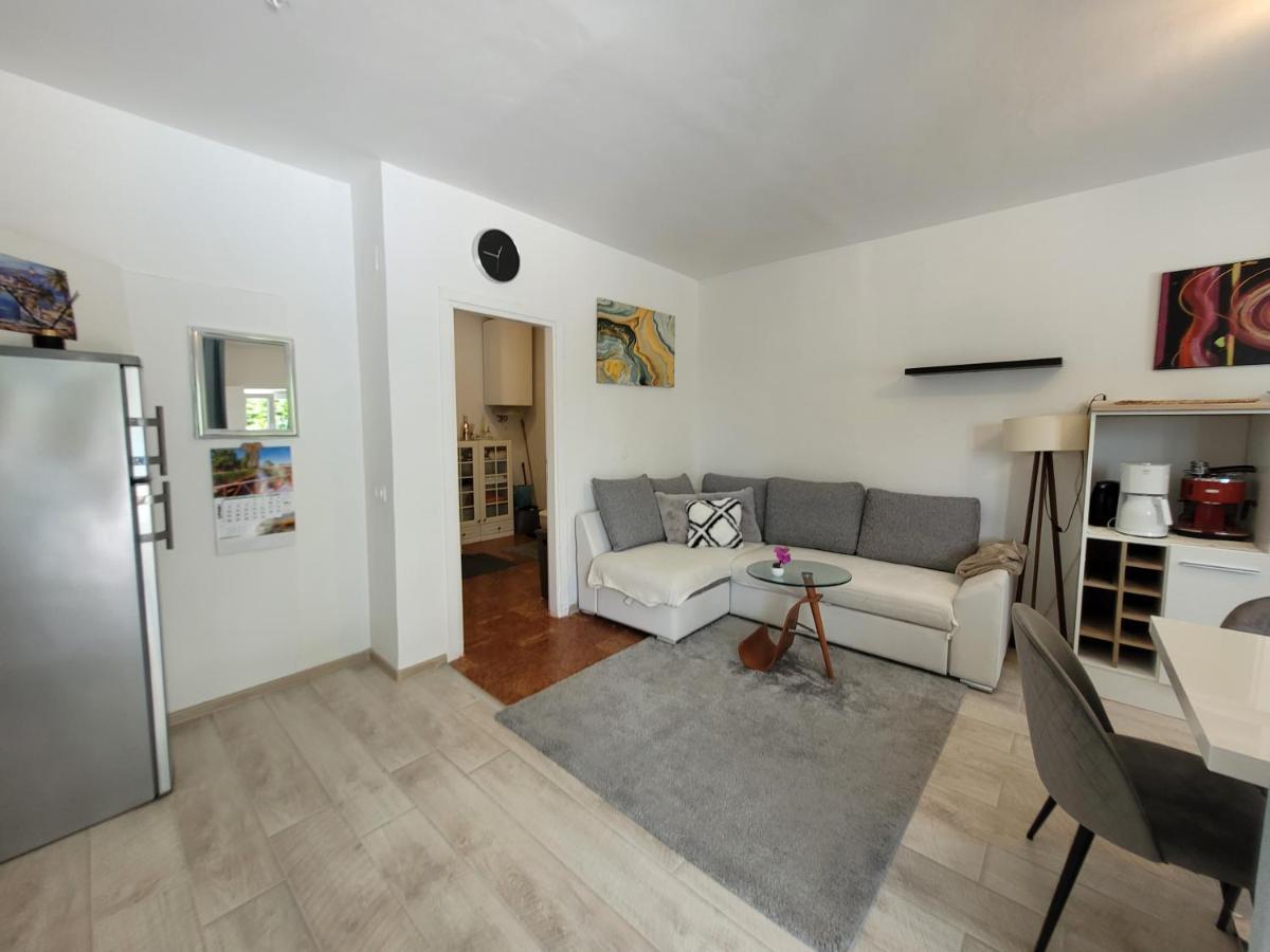 Ferienwohnung Mit Pool Kroatien Mit Meerblick Und Pool 로브란 외부 사진