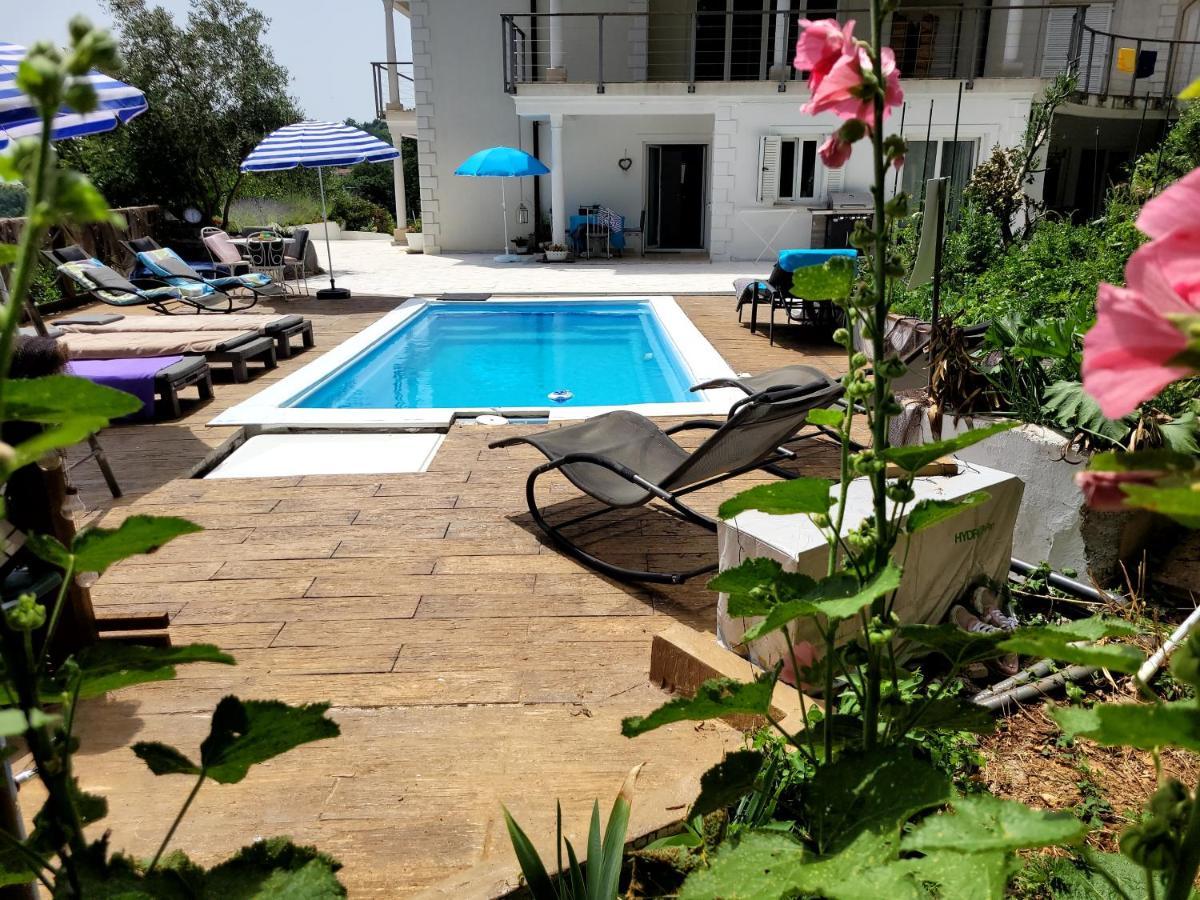 Ferienwohnung Mit Pool Kroatien Mit Meerblick Und Pool 로브란 외부 사진