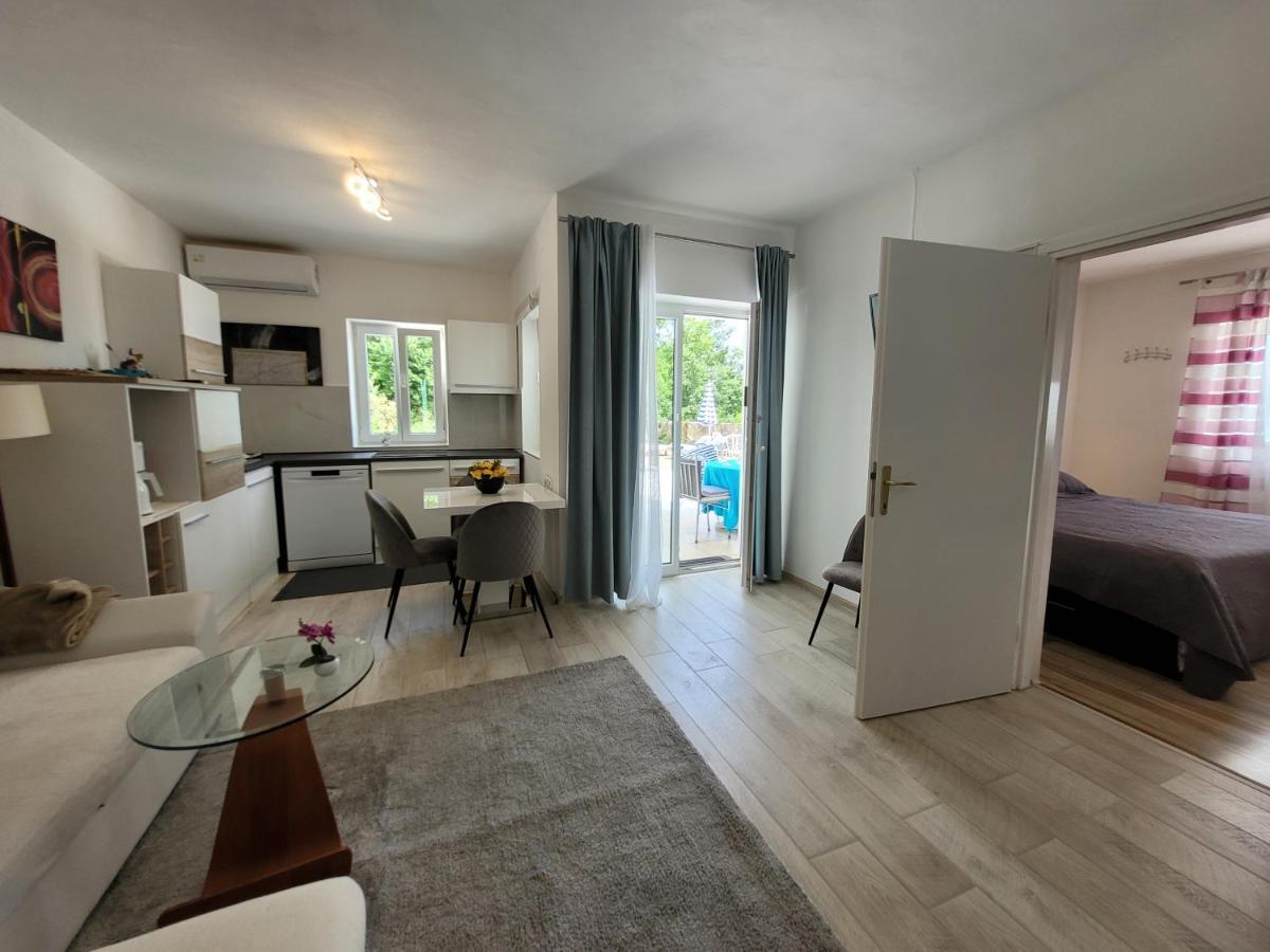 Ferienwohnung Mit Pool Kroatien Mit Meerblick Und Pool 로브란 외부 사진